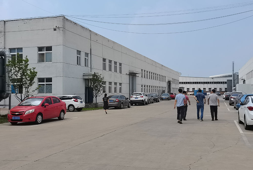 天津武清汽车零部件产业园12800平厂房出租-可进大车