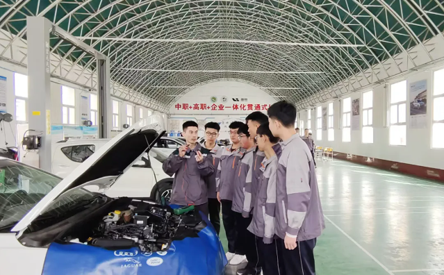 顺义区与赤峰市校企合作无缝衔接育人才